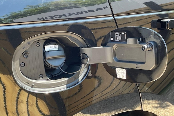 Used Land Rover Range Rover Velar 2025 for sale - 76239360: Photo 19