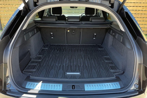 Used Land Rover Range Rover Velar 2025 for sale - 76239360: Photo 21