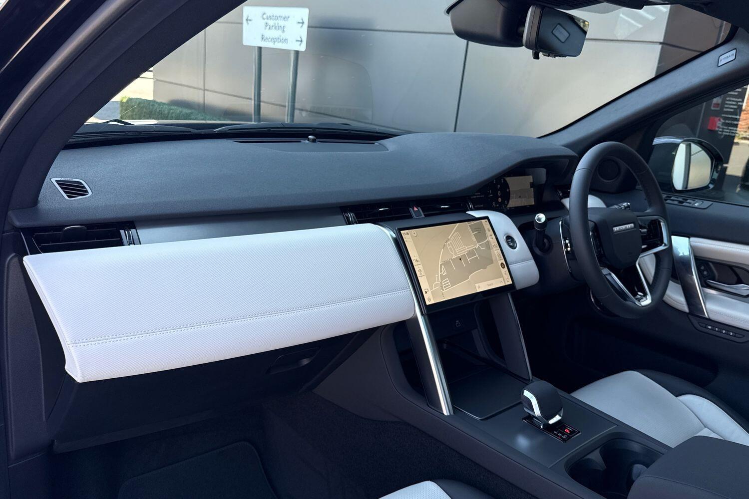 Used Land Rover Discovery Sport for sale - 77216216: Photo 24