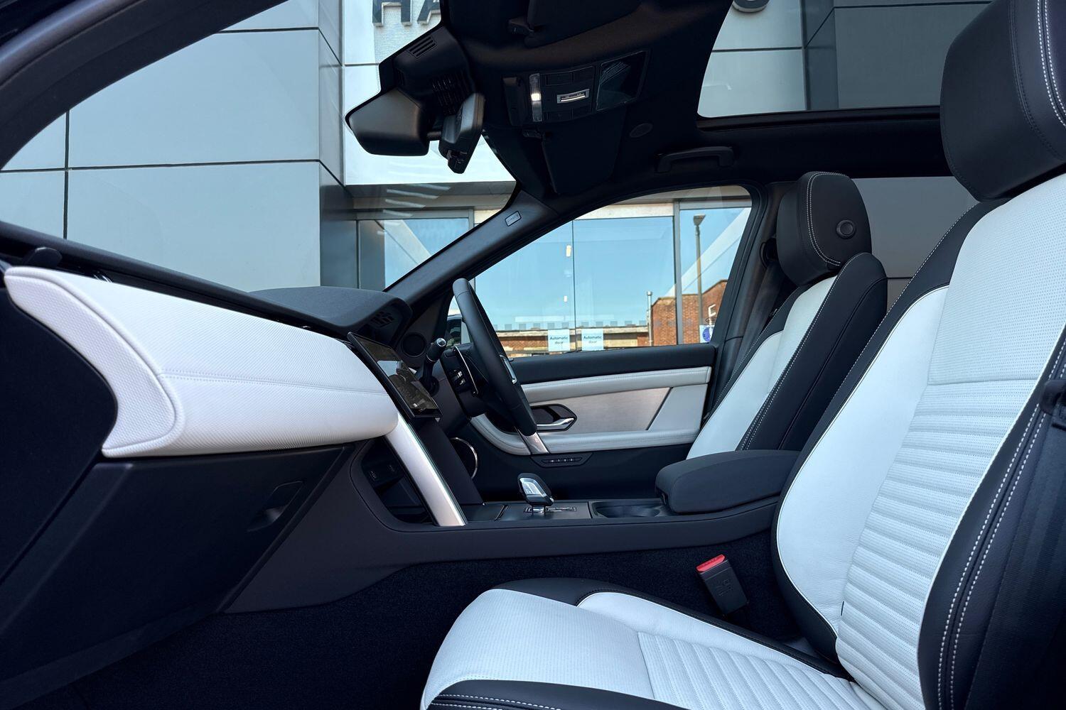 Used Land Rover Discovery Sport for sale - 77216216: Photo 25