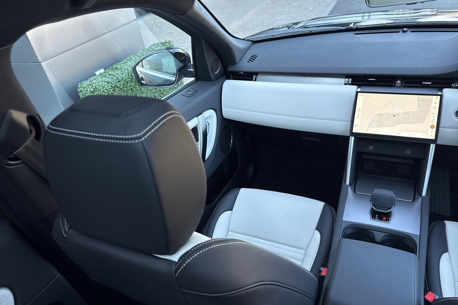 Used Land Rover Discovery Sport for sale - 77216216: Photo 30