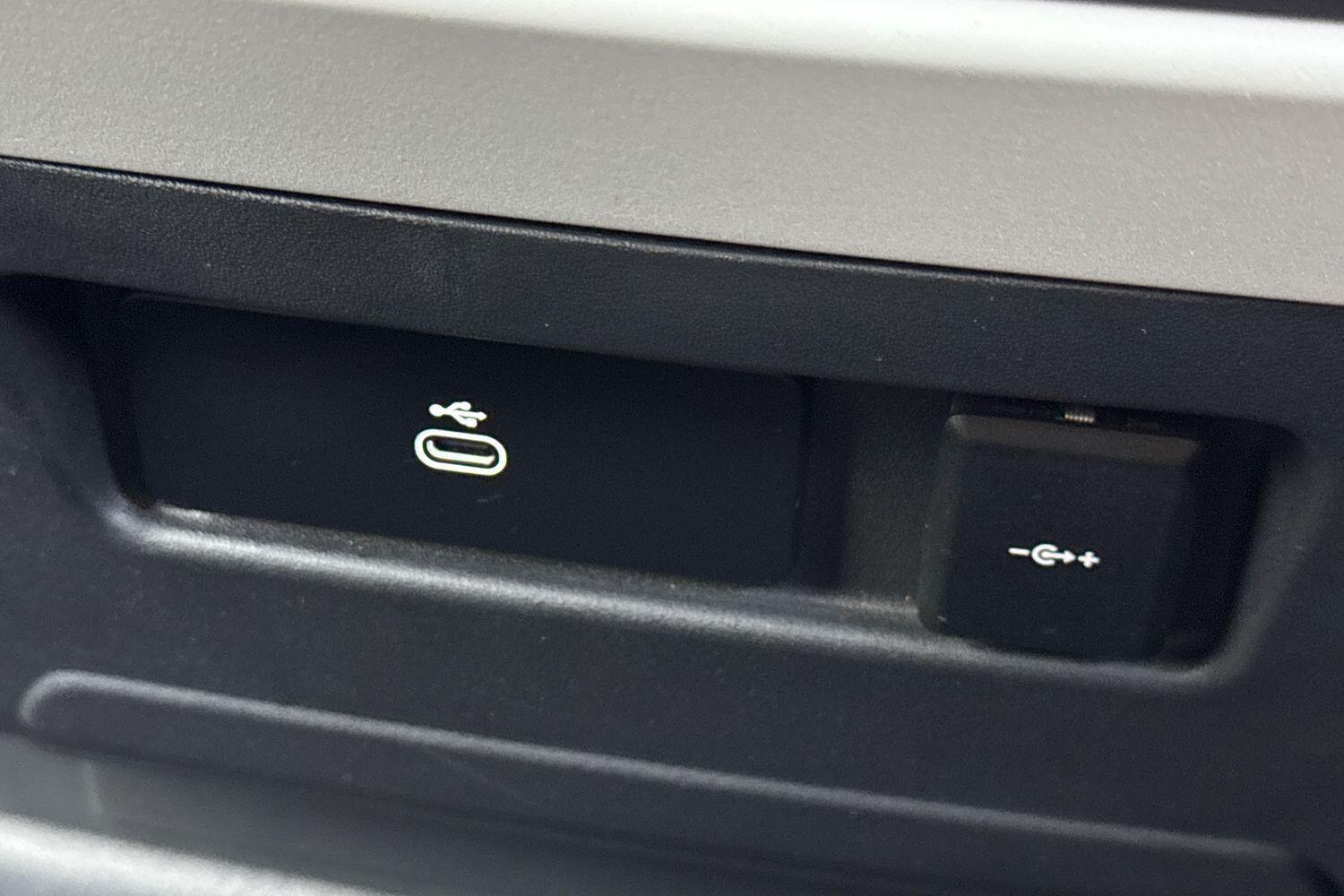 Used Land Rover Defender 90 2025 for sale - 76786453: Photo 52