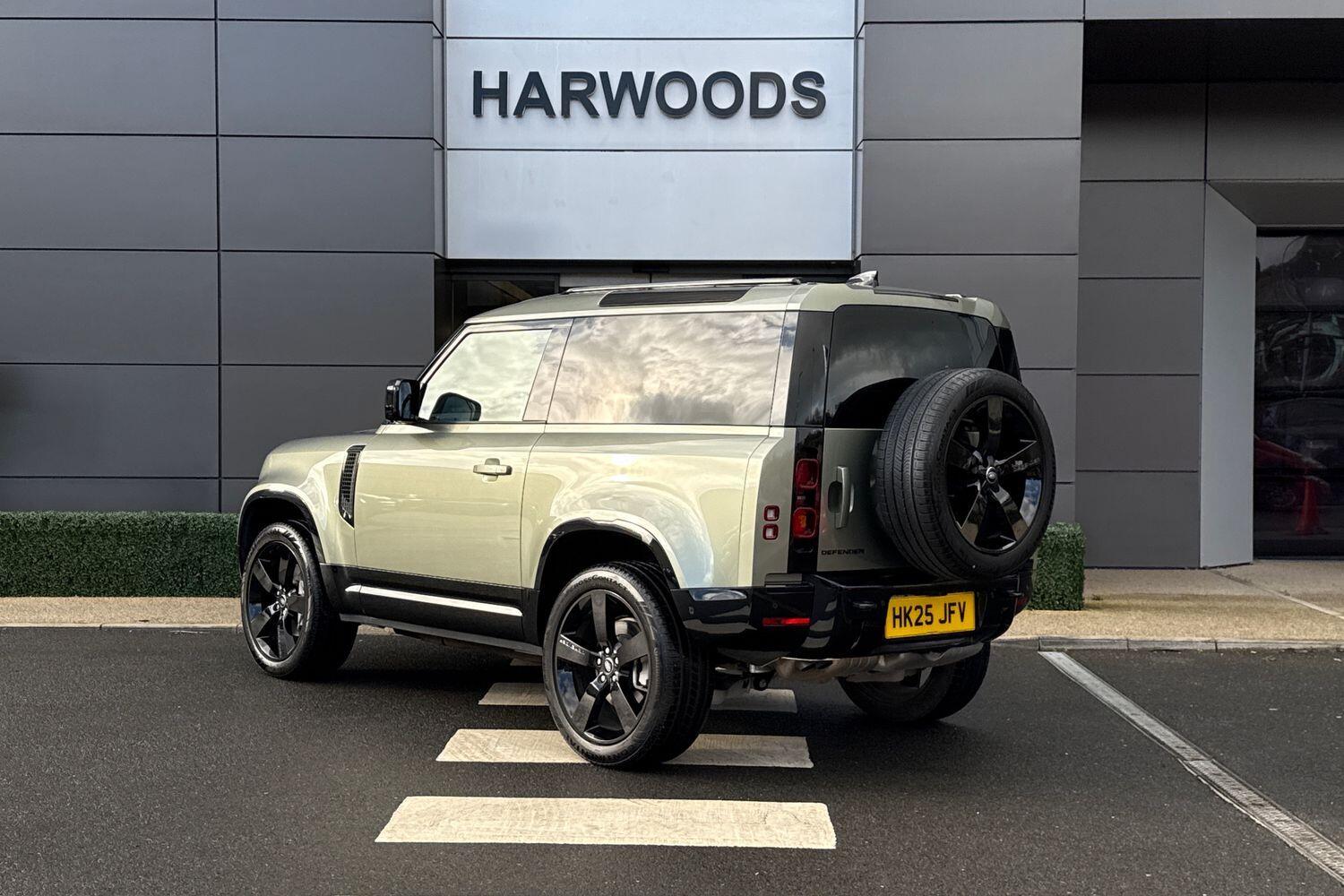 Used Land Rover Defender 90 2025 for sale - 76786453: Photo 9