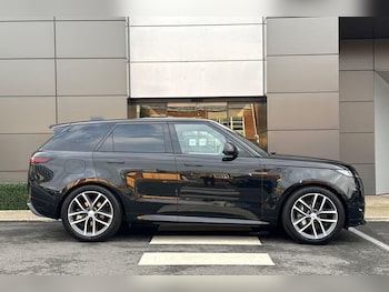 Used Land Rover Range Rover Sport 2024 for sale - 76499535: Photo