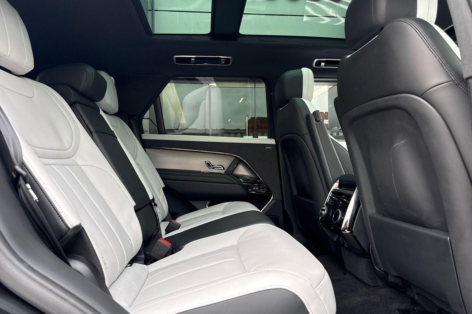 Used Land Rover Range Rover Sport 2024 for sale - 76499535: Photo 44