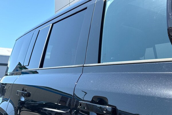 Used Land Rover Defender 110 2025 for sale - 75247337: Photo 23