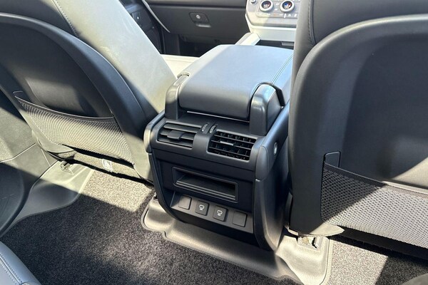 Used Land Rover Defender 110 2025 for sale - 75247337: Photo 58