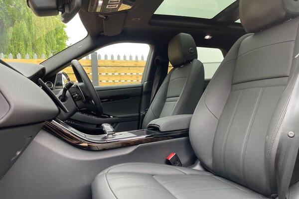 Used Land Rover Range Rover Evoque 2025 for sale - 76247710: Photo 29