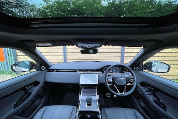 Used Land Rover Range Rover Evoque 2025 for sale - 76247710: Photo 3