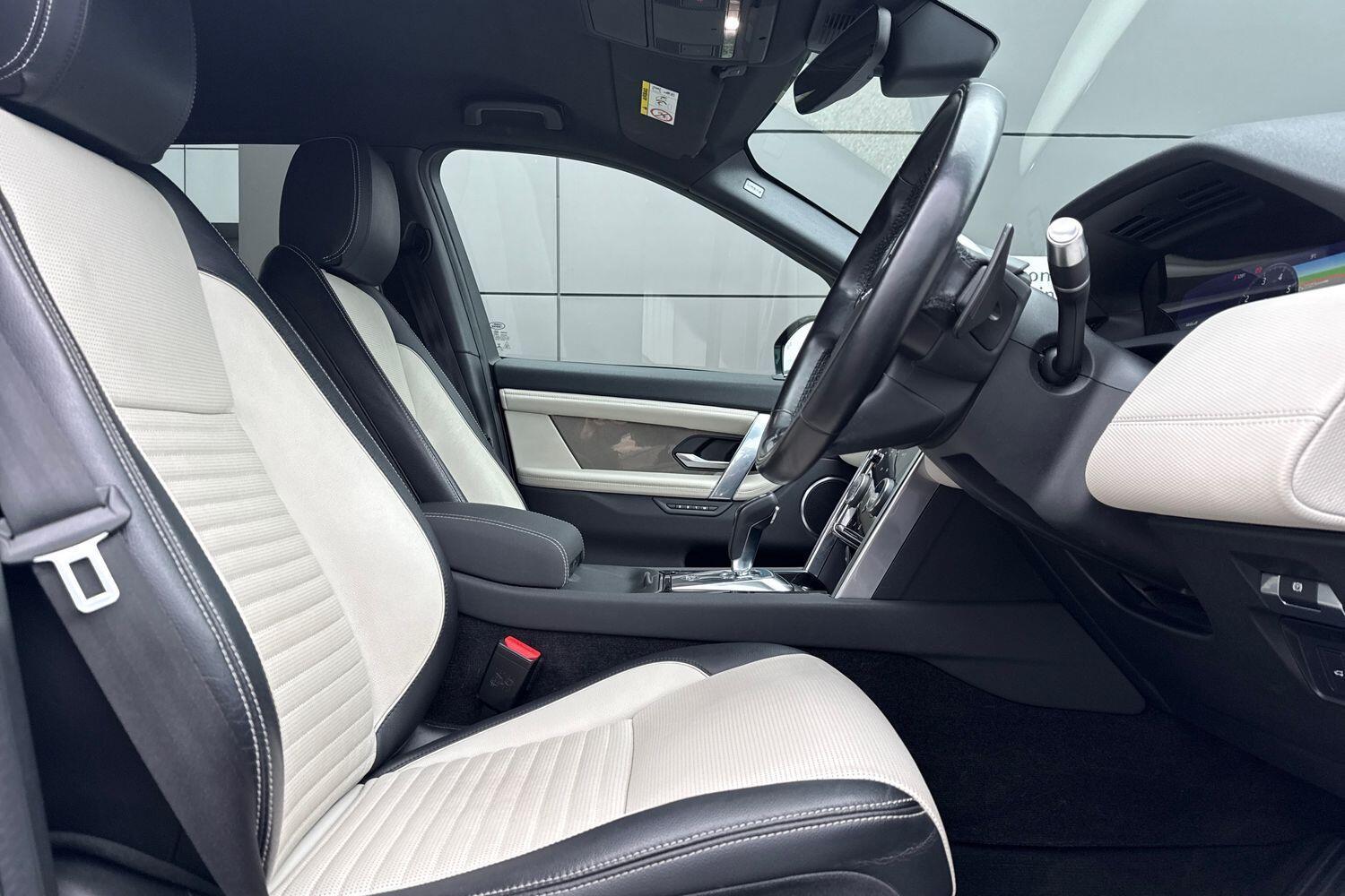 Used Land Rover Discovery Sport 2020 for sale - 76952929: Photo 18