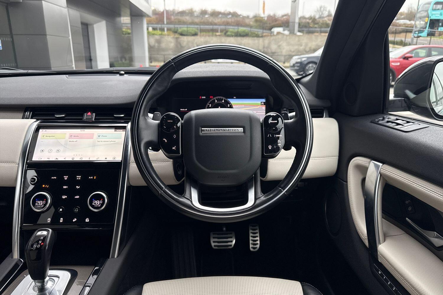 Used Land Rover Discovery Sport 2020 for sale - 76952929: Photo 45