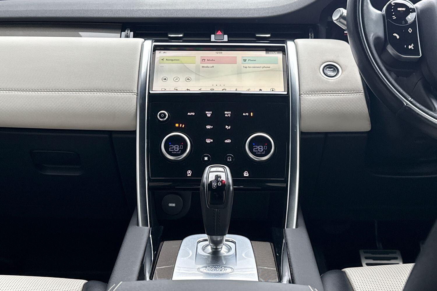 Used Land Rover Discovery Sport 2020 for sale - 76952929: Photo 46