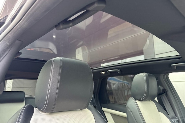 Used Land Rover Discovery Sport 2020 for sale - 76122976: Photo 10