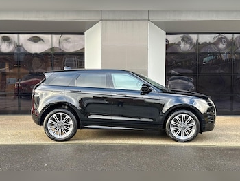 Used Land Rover Range Rover Evoque 2025 for sale - 77229310: Photo