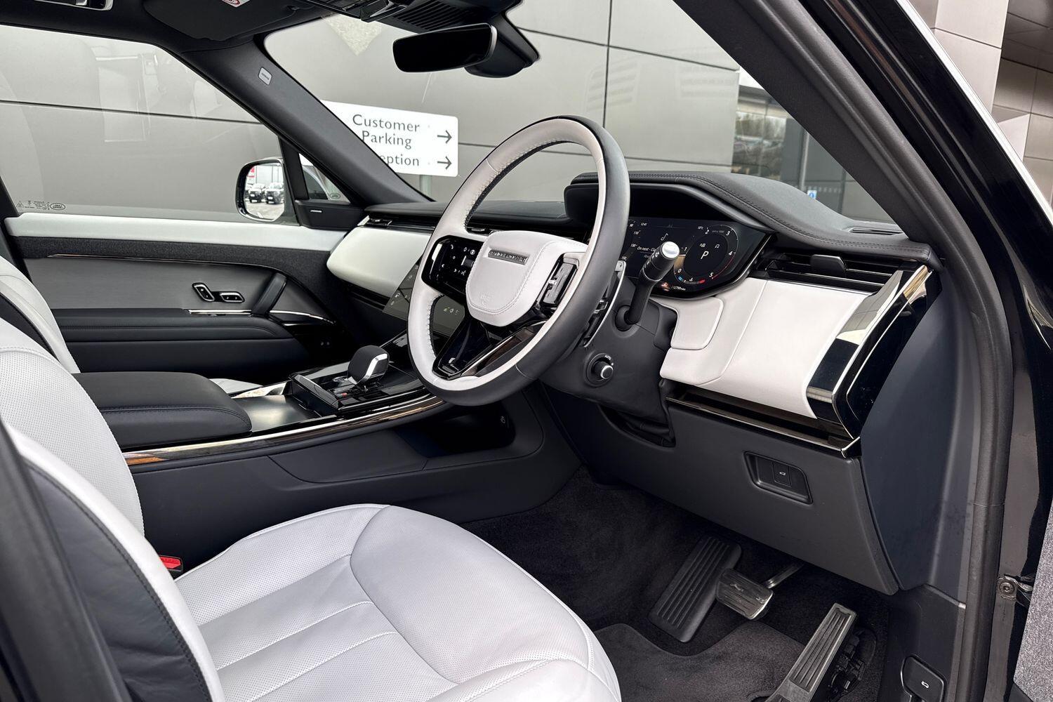 Used Land Rover Range Rover Sport 2024 for sale - 76786920: Photo 19