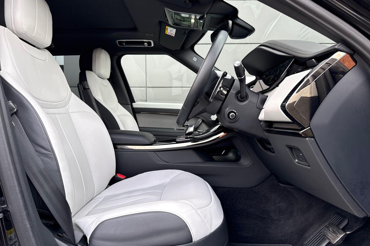 Used Land Rover Range Rover Sport 2024 for sale - 76786920: Photo 20