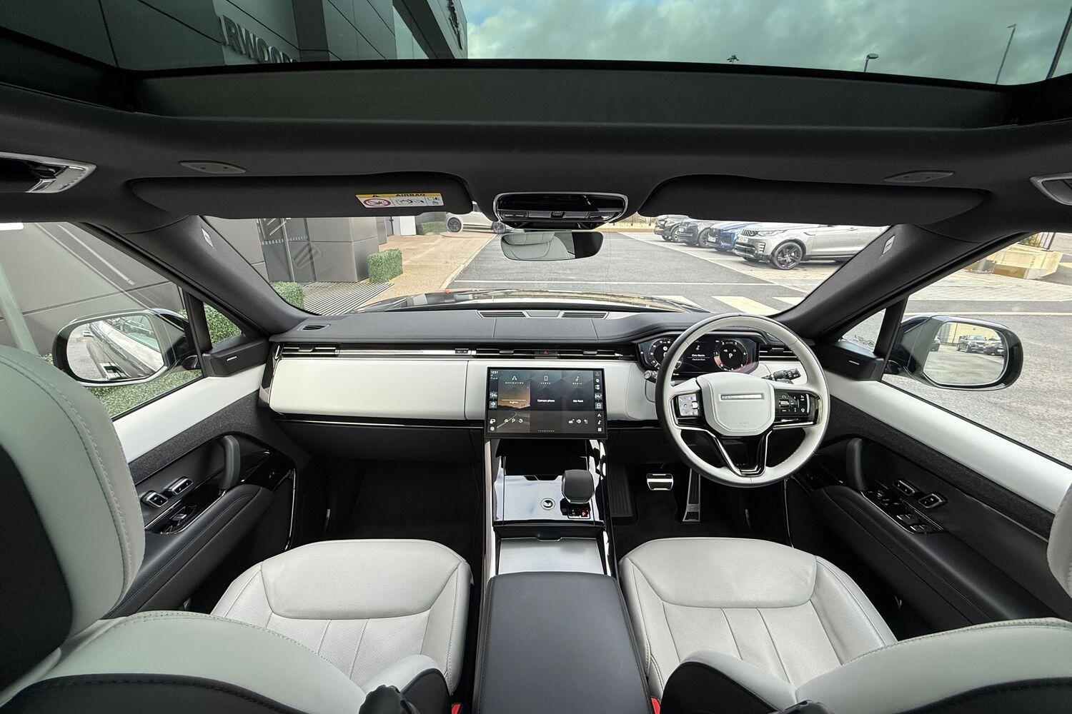 Used Land Rover Range Rover Sport 2024 for sale - 76786920: Photo 3