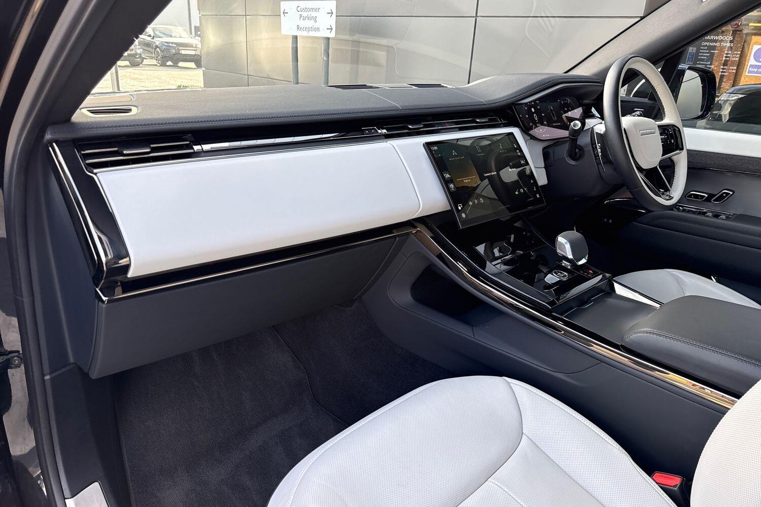 Used Land Rover Range Rover Sport 2024 for sale - 76786920: Photo 38