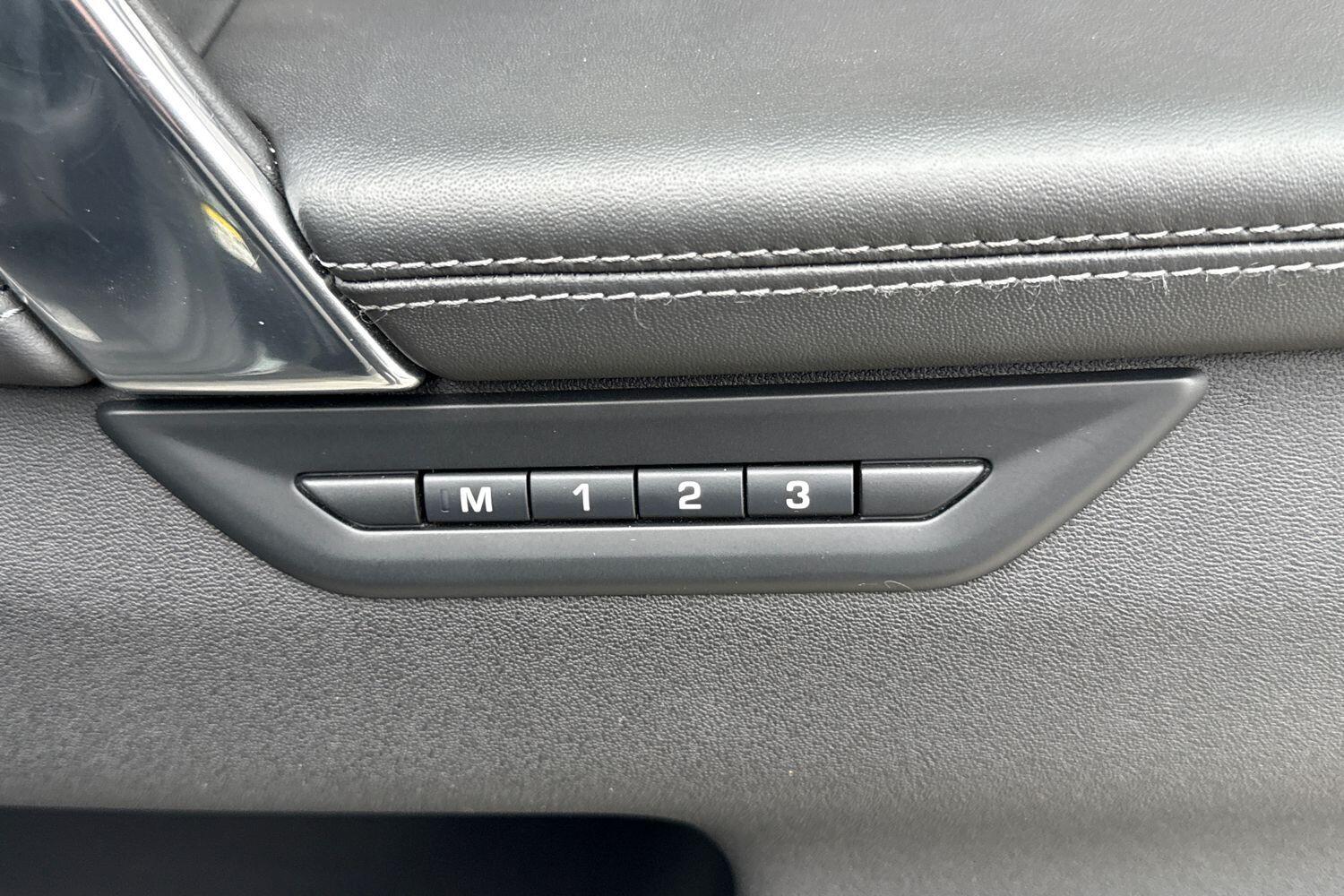 Used Land Rover Discovery Sport 2023 for sale - 77386726: Photo 29