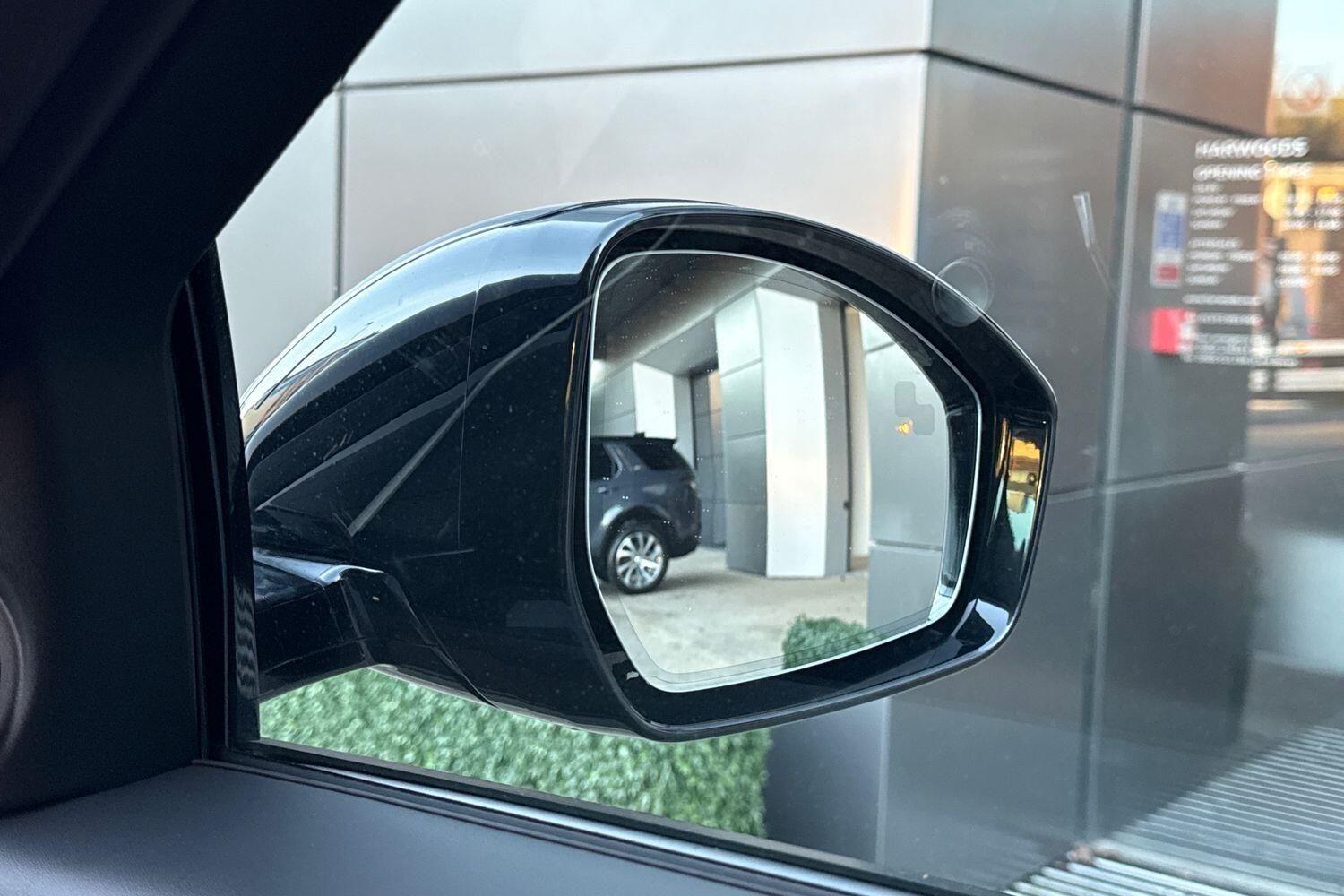 Used Land Rover Range Rover Evoque 2025 for sale - 76572047: Photo 16