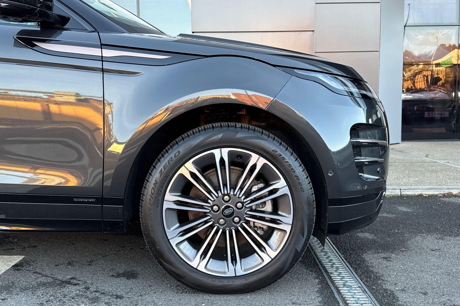 Used Land Rover Range Rover Evoque 2025 for sale - 76572047: Photo 17