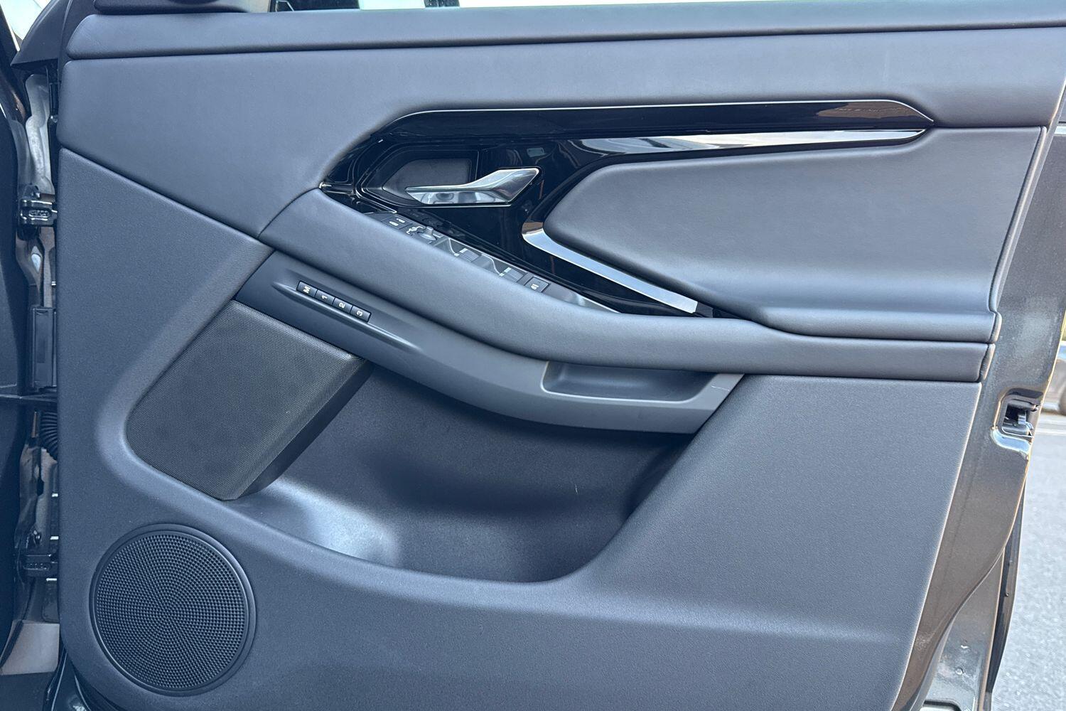 Used Land Rover Range Rover Evoque 2025 for sale - 76572047: Photo 25