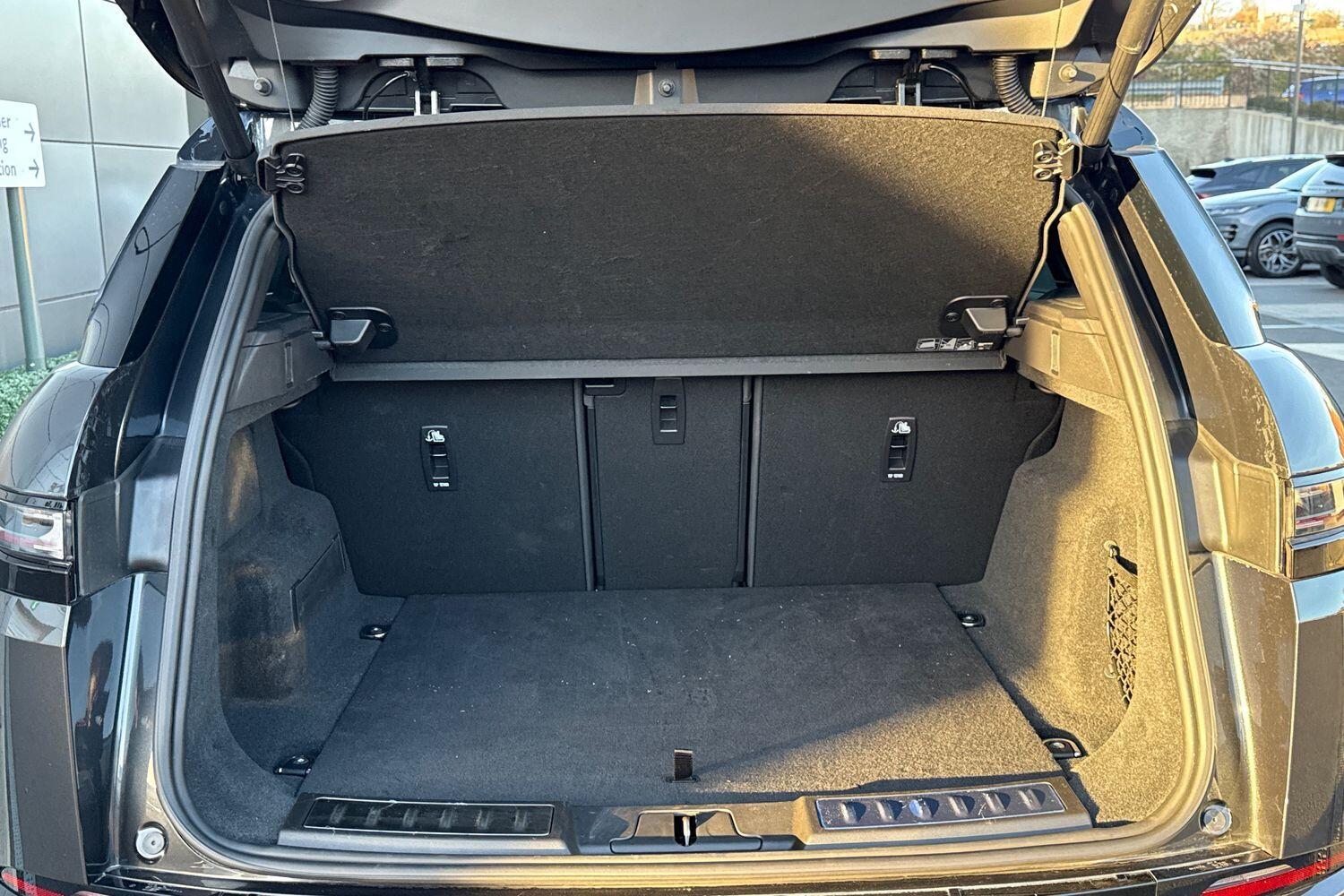 Used Land Rover Range Rover Evoque 2025 for sale - 76572047: Photo 40