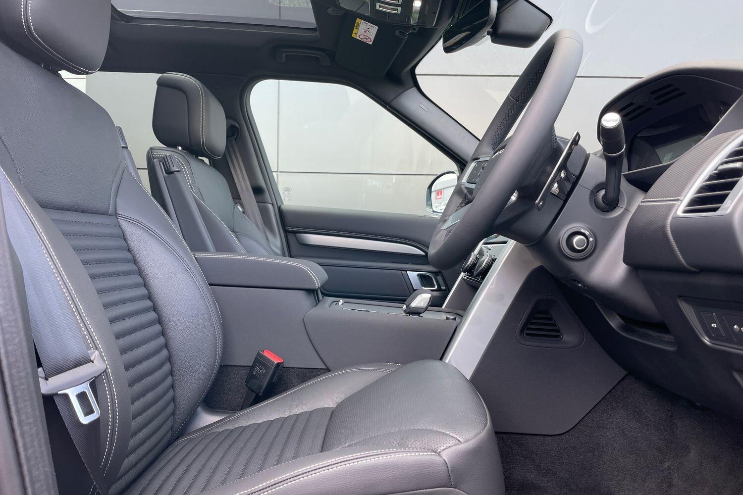 Used Land Rover Discovery 2025 for sale - 76511907: Photo 14