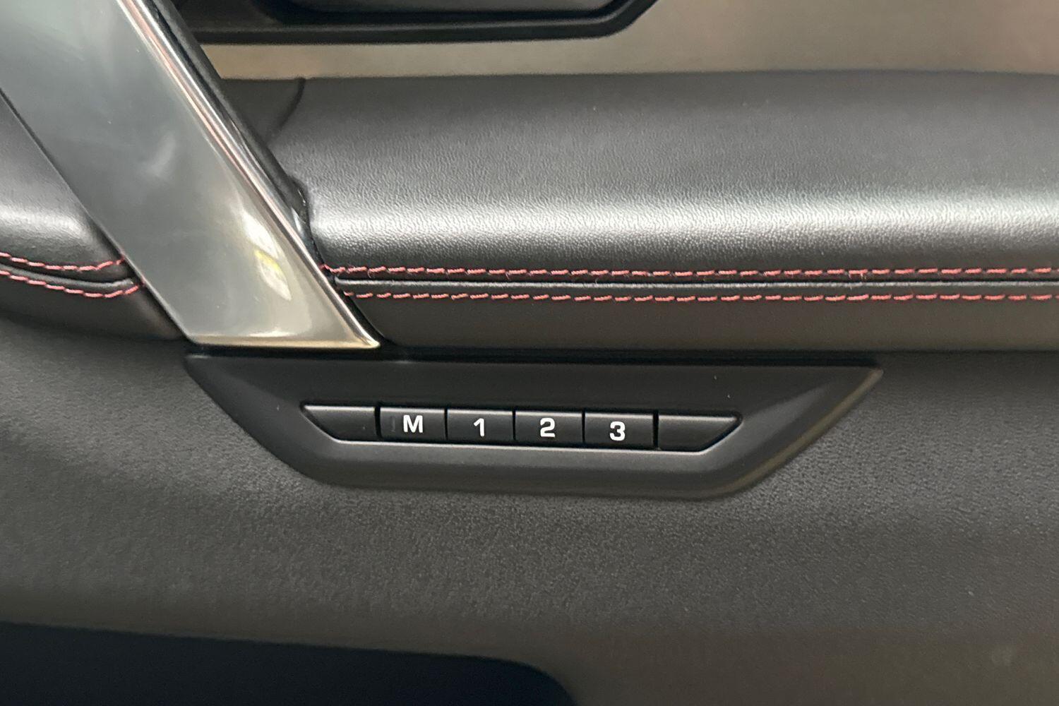 Used Land Rover Discovery Sport 2023 for sale - 76886796: Photo 25