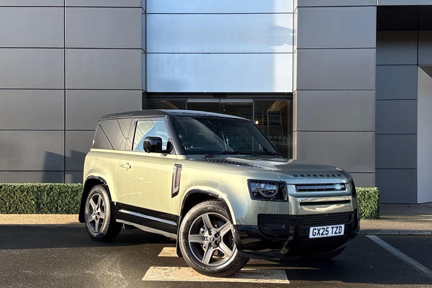 Used Land Rover Defender 2025 for sale - 77131682: Photo 1