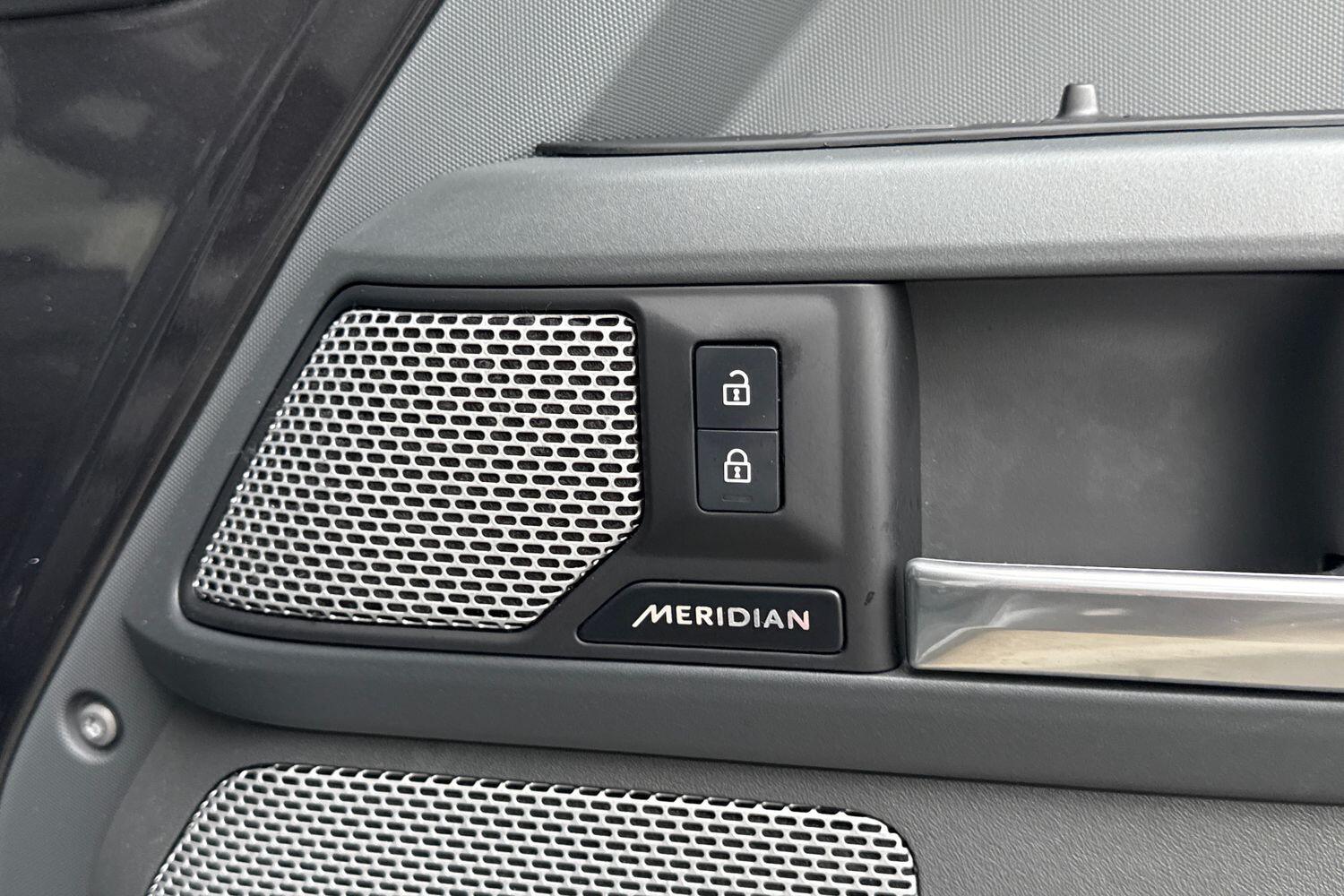 Used Land Rover Defender 130 2022 for sale - 76151173: Photo 21