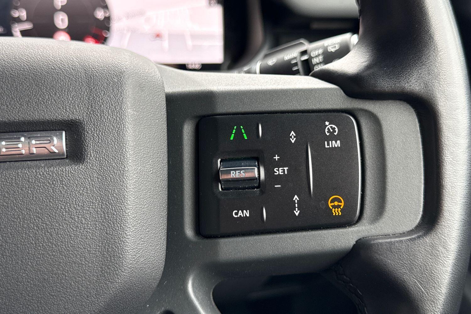 Used Land Rover Defender 130 2022 for sale - 76151173: Photo 33