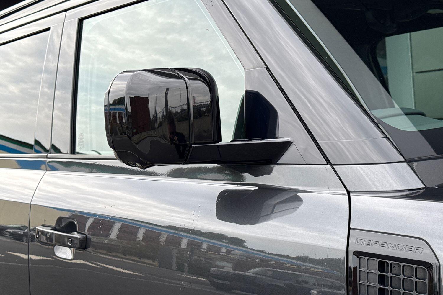 Used Land Rover Defender 130 2022 for sale - 76151173: Photo 40