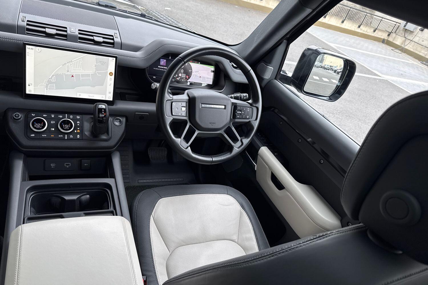 Used Land Rover Defender 130 2022 for sale - 76151173: Photo 48