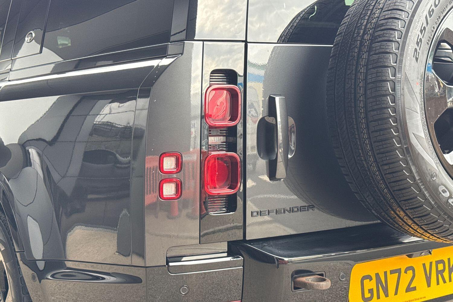 Used Land Rover Defender 130 2022 for sale - 76151173: Photo 50