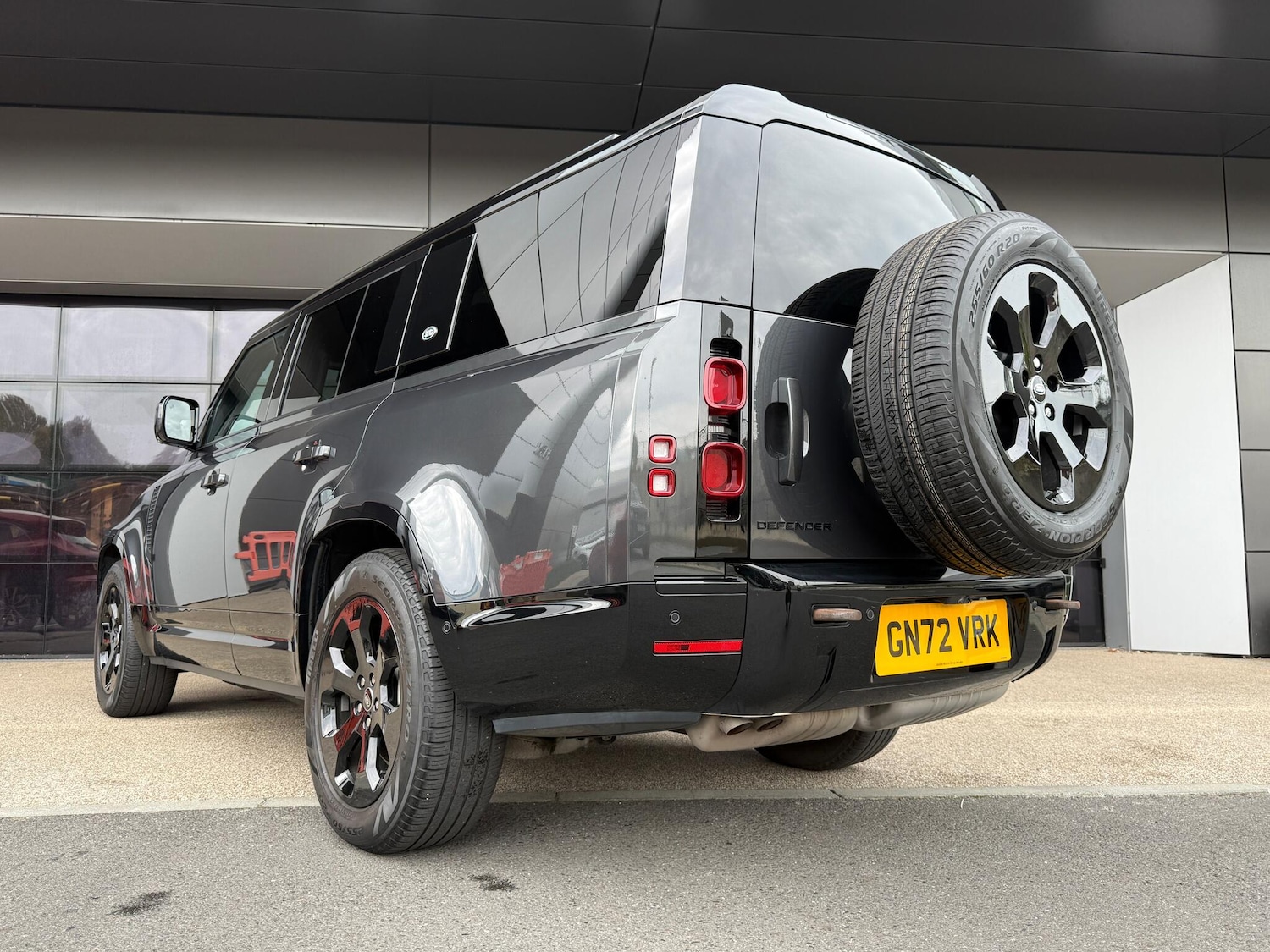 Used Land Rover Defender 130 2022 for sale - 76151173: Photo 52