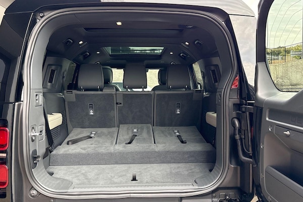Used Land Rover Defender 130 2022 for sale - 76151173: Photo 53