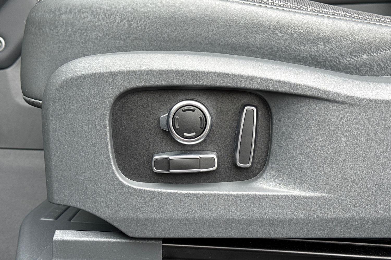 Used Land Rover Defender 130 2022 for sale - 76151173: Photo 60