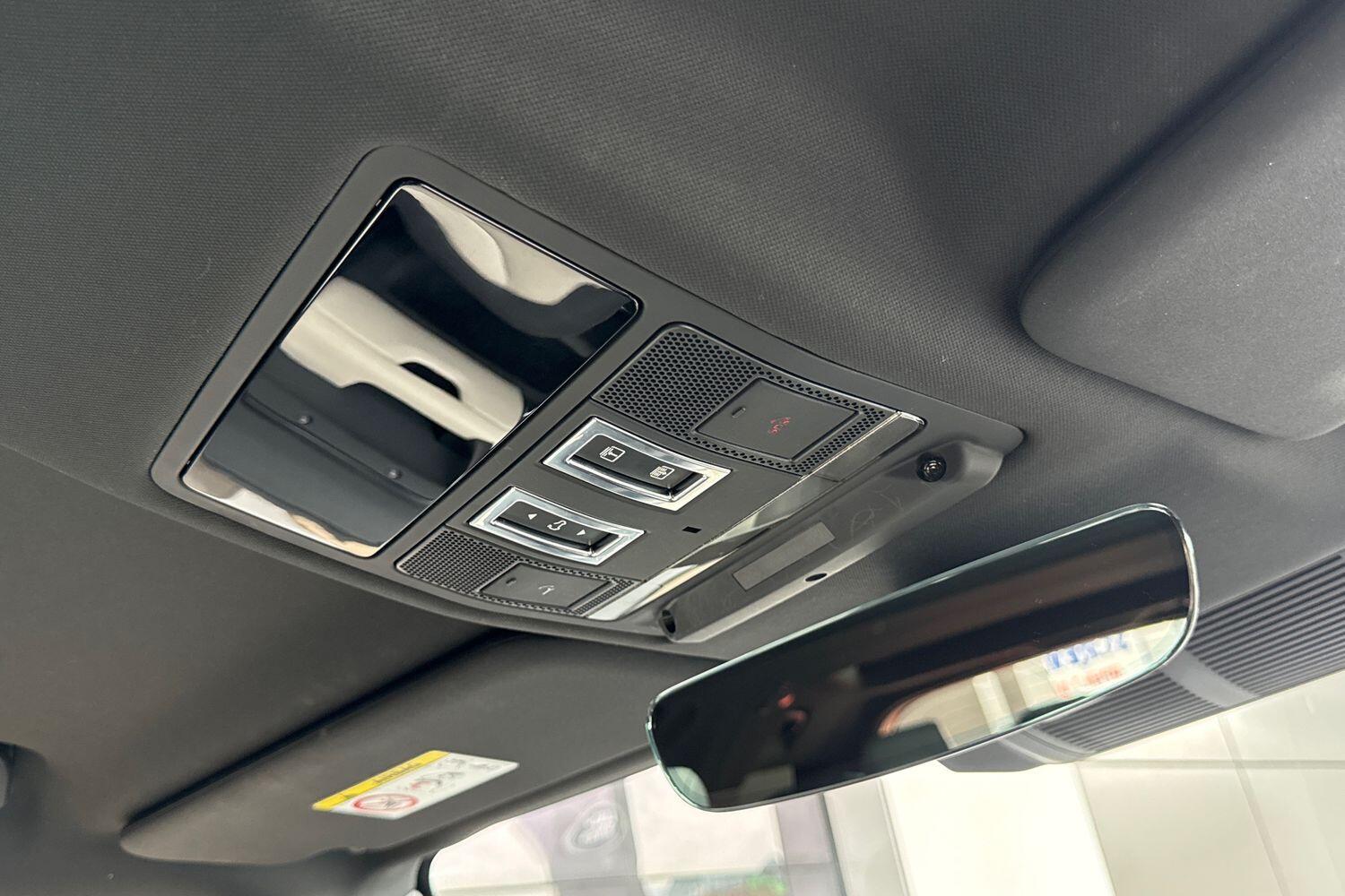 Used Land Rover Defender 130 2022 for sale - 76151173: Photo 68