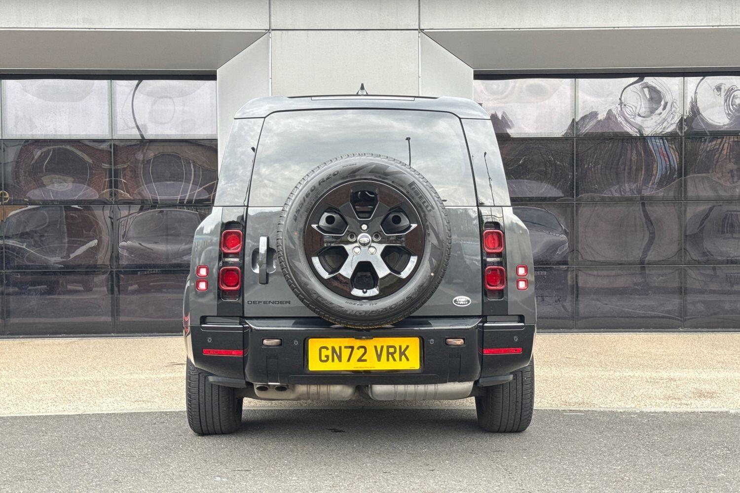 Used Land Rover Defender 130 2022 for sale - 76151173: Photo 7