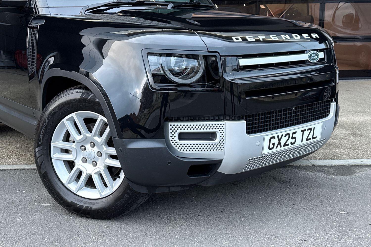 Used Land Rover Defender 90 2025 for sale - 77376933: Photo 16