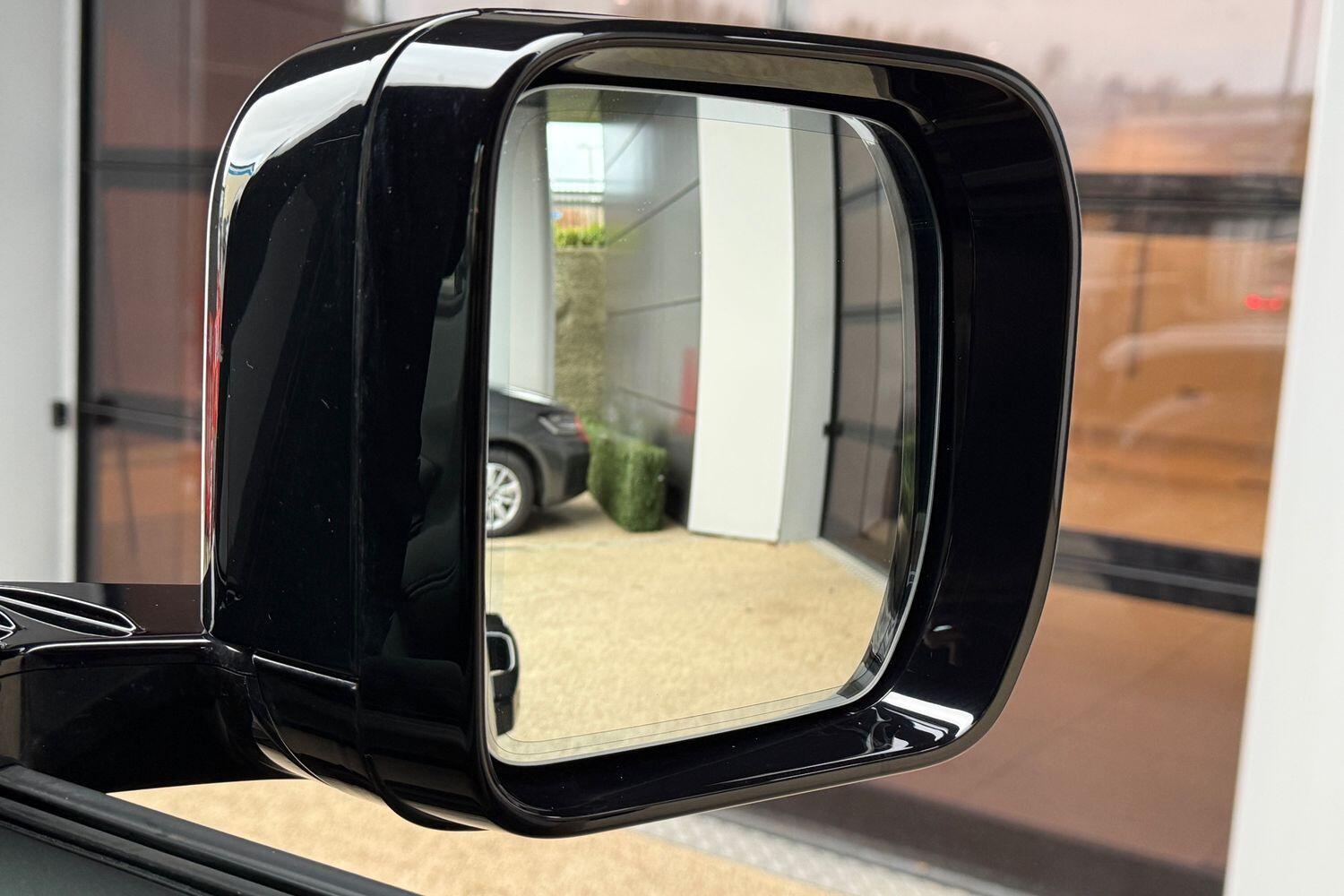 Used Land Rover Defender 90 2025 for sale - 77376933: Photo 27