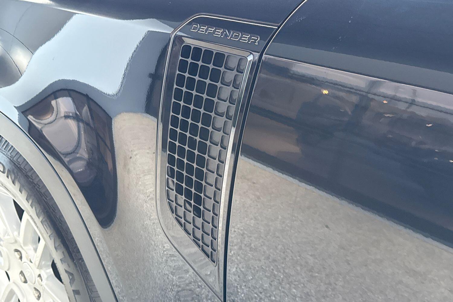 Used Land Rover Defender 90 2025 for sale - 77376933: Photo 37