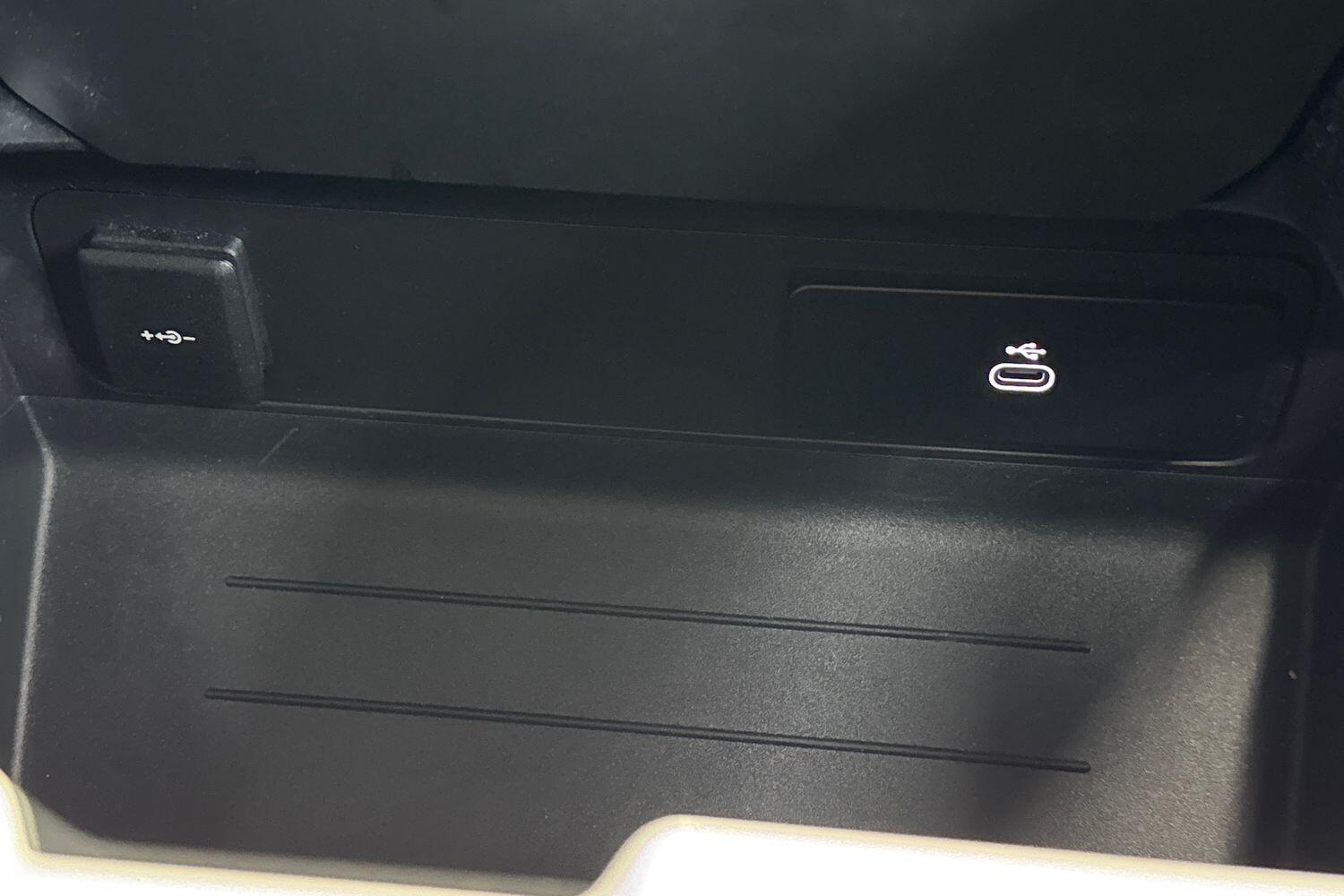 Used Land Rover Defender 90 2025 for sale - 77376933: Photo 47