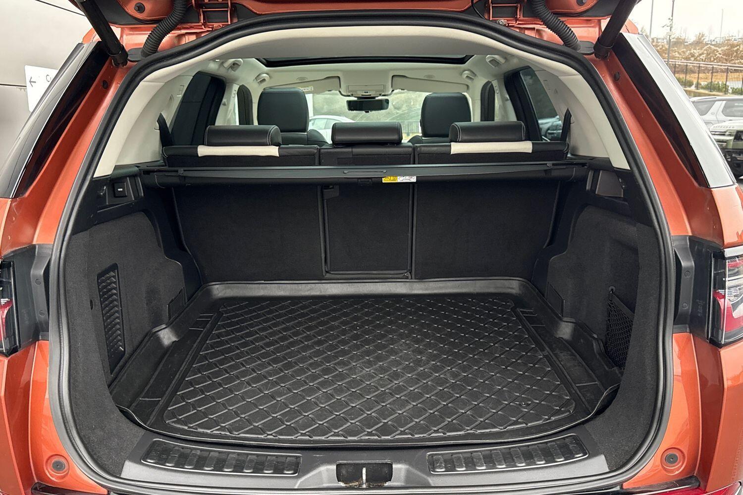 Used Land Rover Discovery Sport 2021 for sale - 77425080: Photo 32