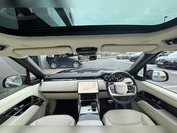 Used Land Rover Range Rover 2024 for sale - 76472130: Photo