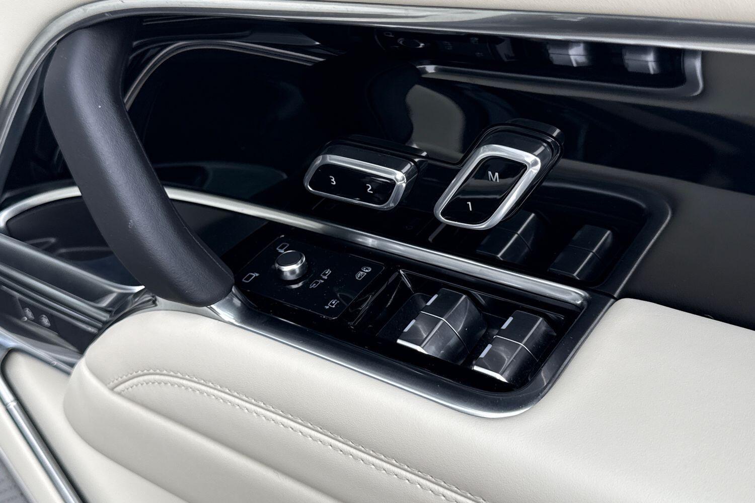 Used Land Rover Range Rover 2024 for sale - 76472130: Photo 44