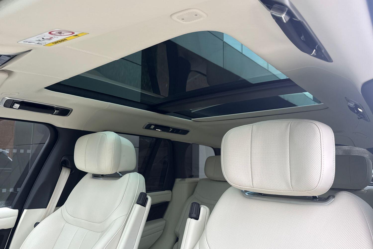 Used Land Rover Range Rover 2024 for sale - 76472130: Photo 64