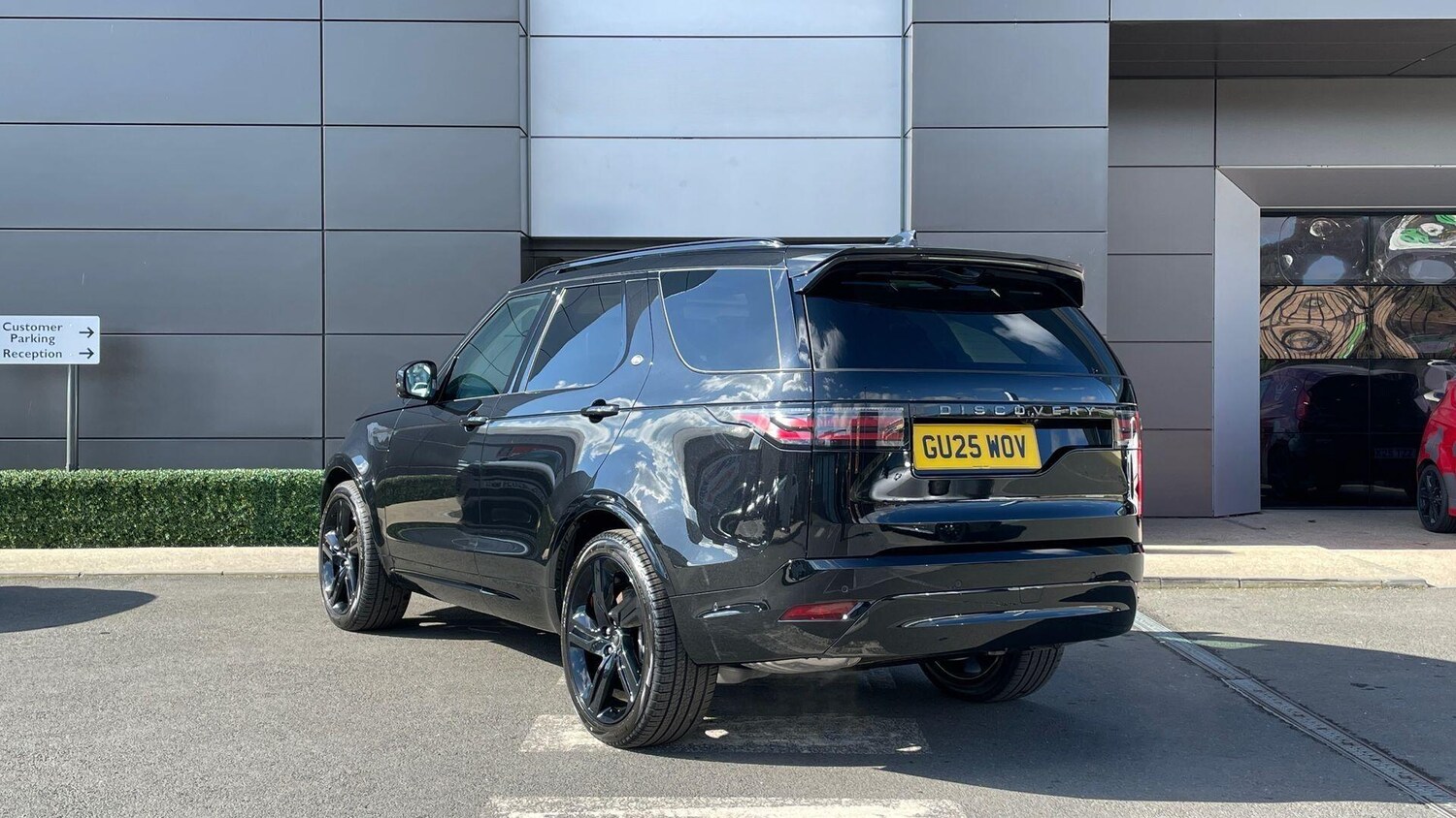 Used Land Rover Discovery 2025 for sale - 76371220: Photo 15