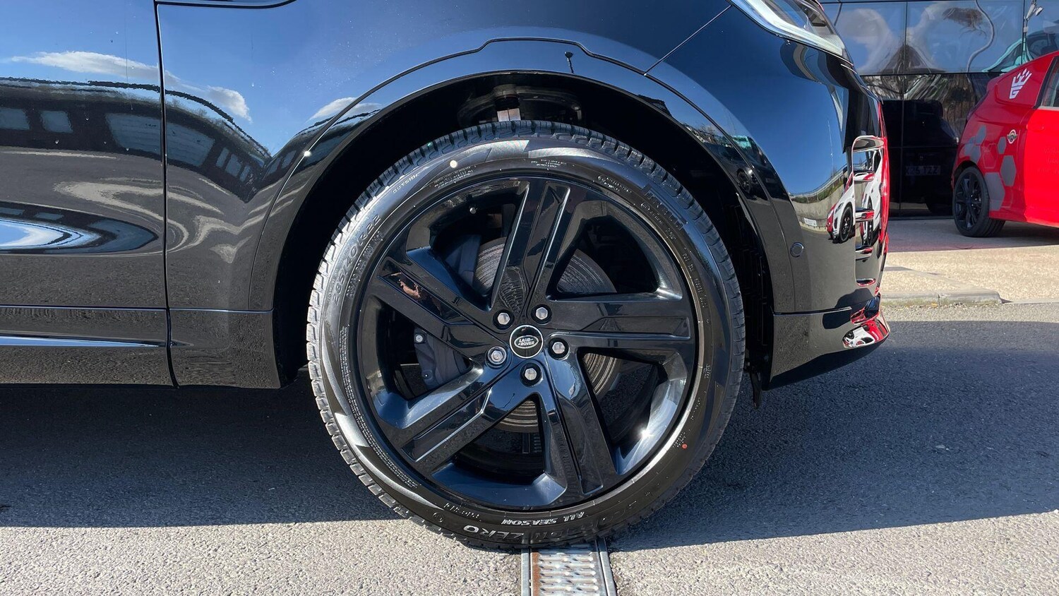 Used Land Rover Discovery 2025 for sale - 76371220: Photo 29